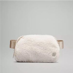 Lululemon White Fluffy Everywhere Belt